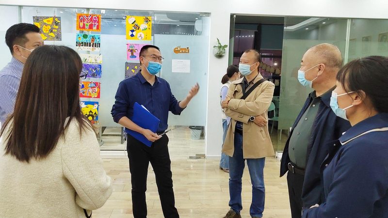 小标题：了解证书含金量，别被“保过”误导